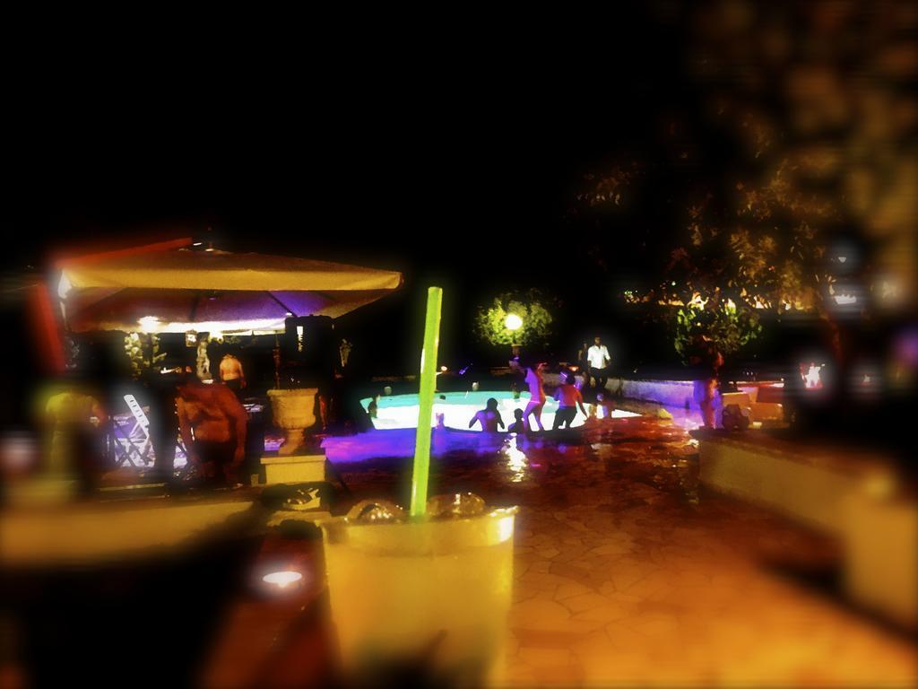 Griko Country Hotel เลชเช ภายนอก รูปภาพ